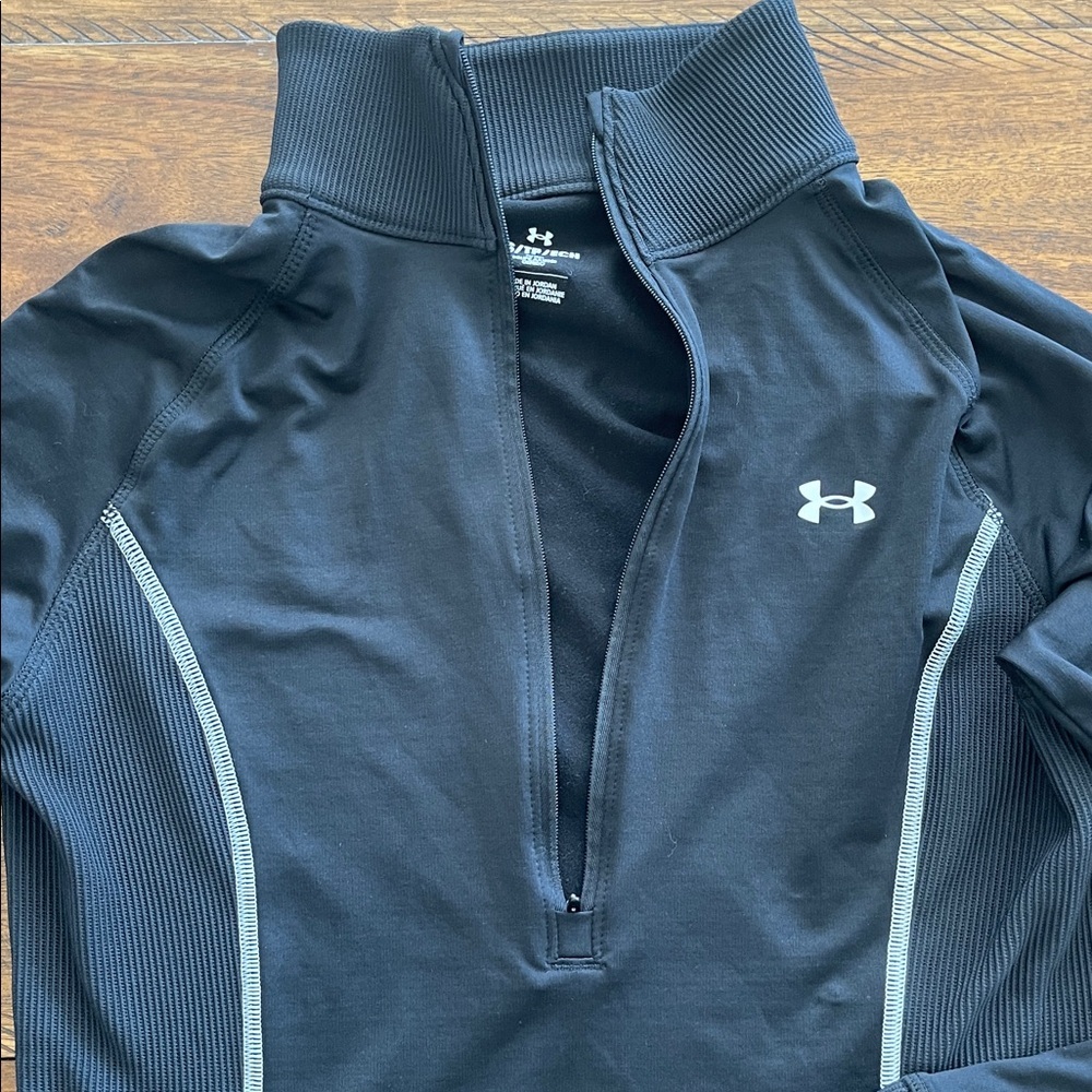 Under Armour Train All Weather 1/2 Zip Black long sleeve pullover sweatshirt XS - Picture 2 of 11